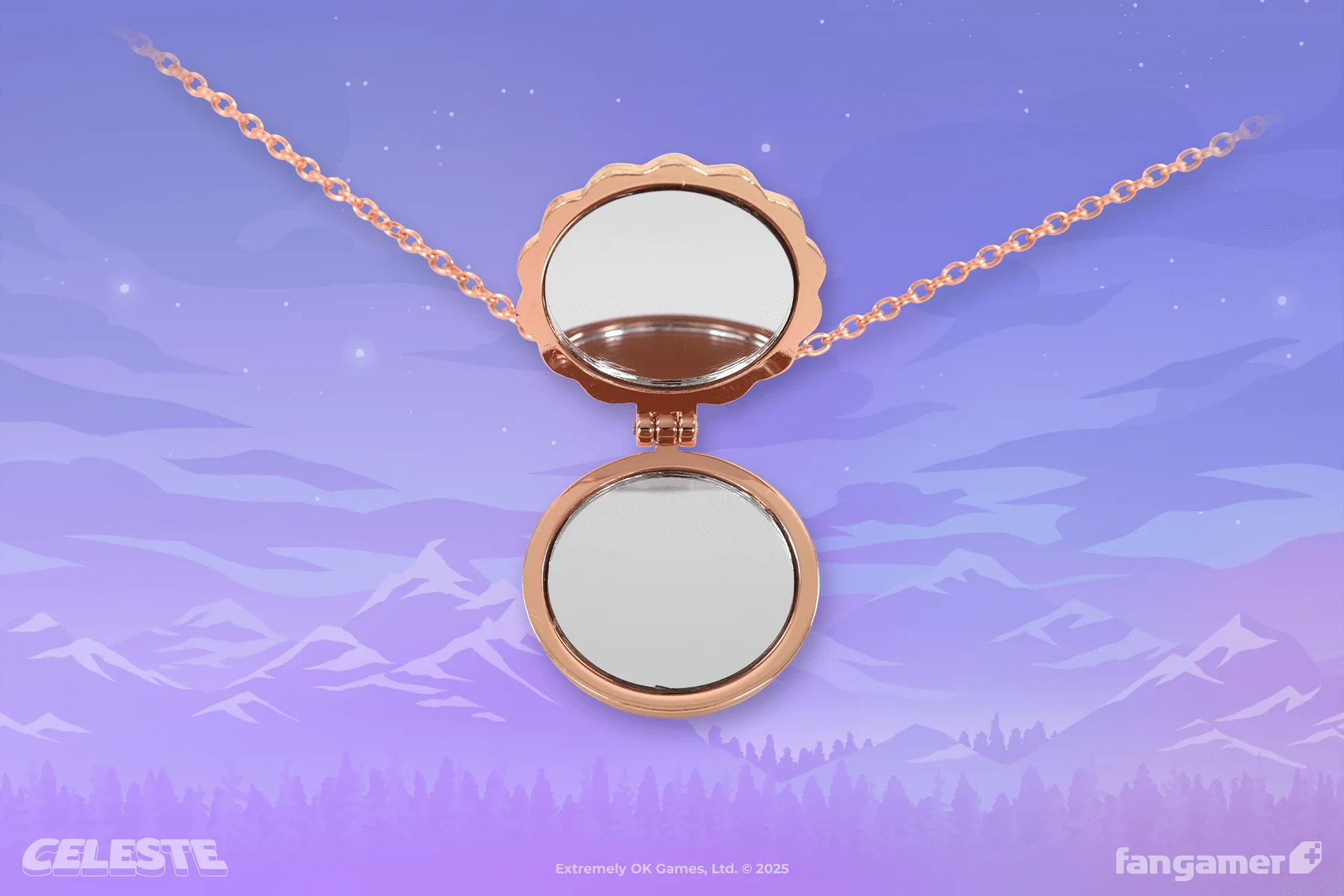Strawberry Pie Mirror Locket - Image 5