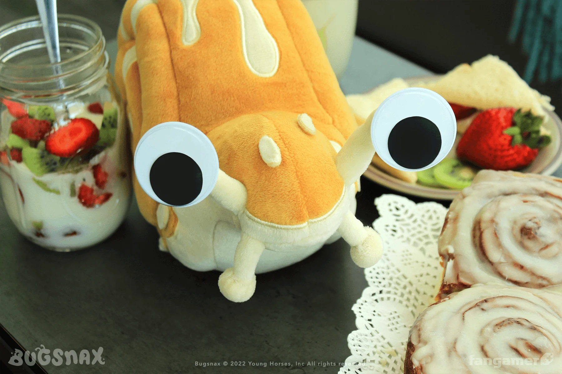 Cinnasnail Plush - Image 5