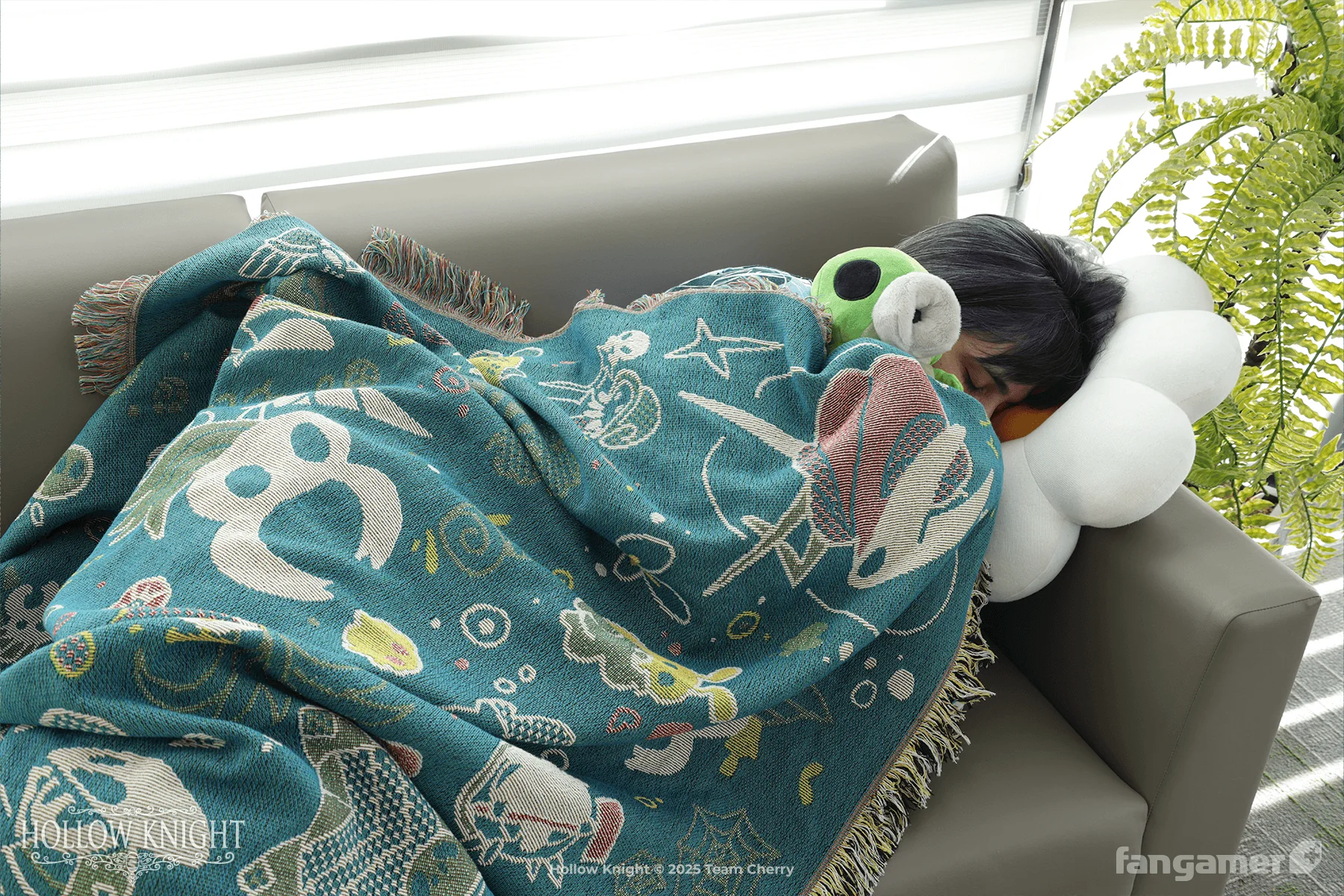 Cozy Critters Throw Blanket - Image 7