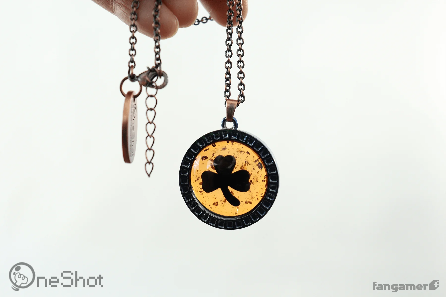 Black Clover Pendant - Image 9