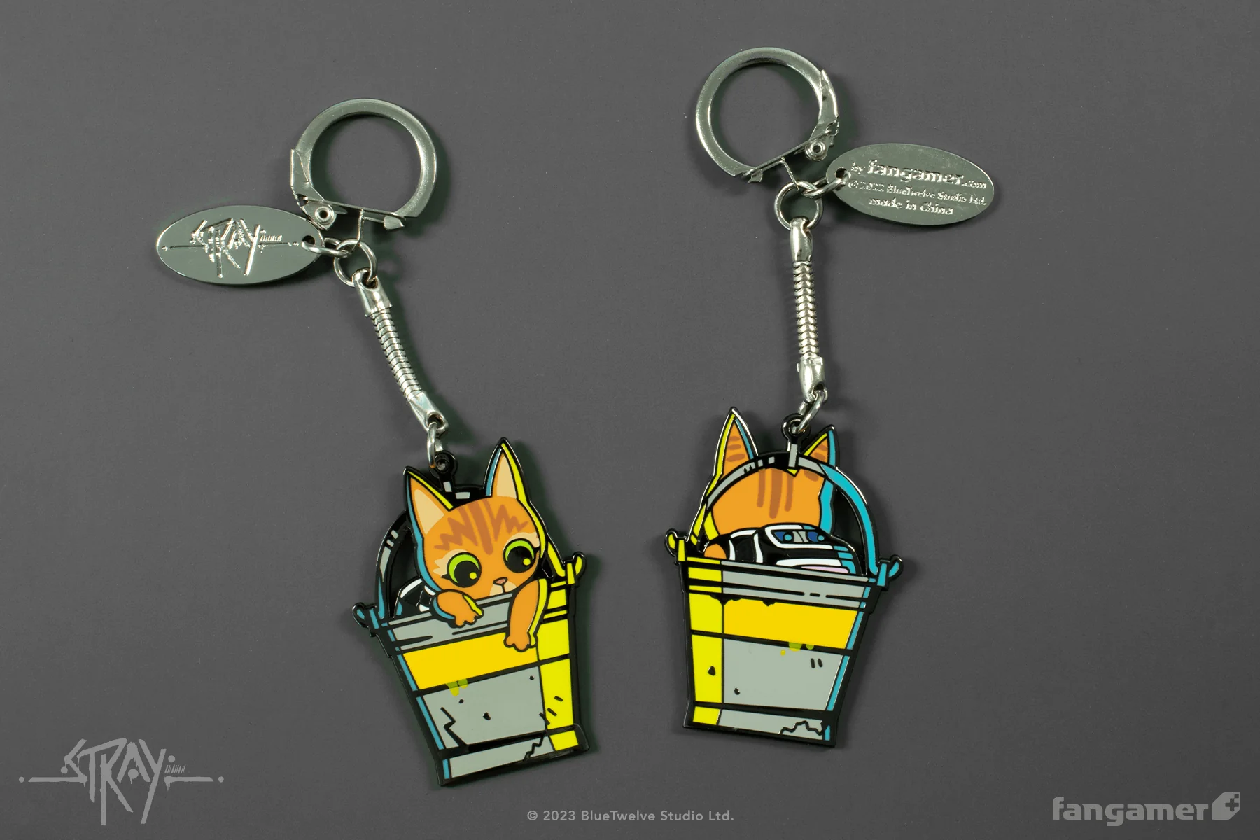 Cat-in-a-Bucket Keychain - Image 5