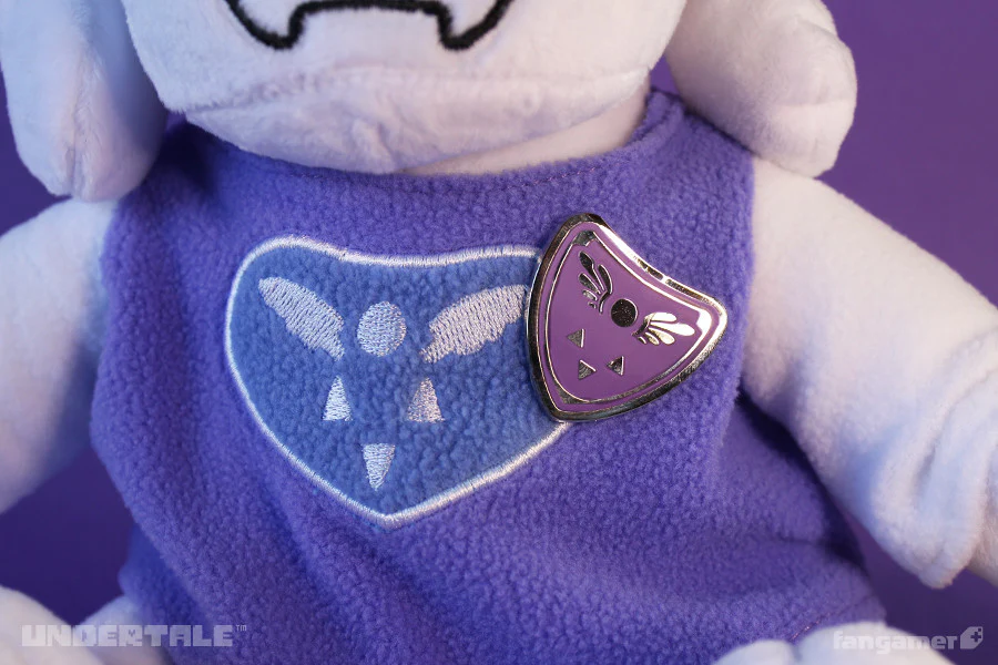 Delta Rune Lapel Pin - Image 4